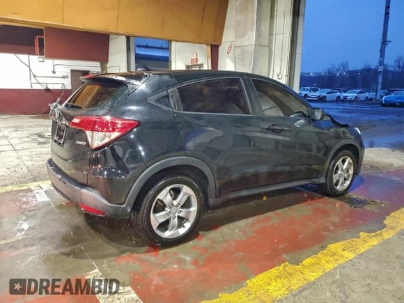 ✅ 2019 Honda HR-V LX • VIN: 3CZRU6H32KG710359 • Лот: 94230965. Опубликован ранее на Copart с пробегом 102 371 миль. Бесплатный доступ к архиву аукционных продаж из США и подробный отчёт об истории автомобиля на DreamBid. Изображение 3.