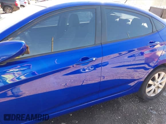 2014 Hyundai Accent GLS с VIN KMHCU4AE7EU618642, выставлен на аукционе IAAI как лот 43103950 с пробегом 87 702 миль миль и . История ставок и продаж доступна на DreamBid. Изображение 14.