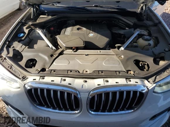 ✅ 2019 BMW X4 xDrive30i • VIN: 5UXUJ3C57KLG52592 • Лот: 56776285. Опубликован ранее на Copart с пробегом 27 160 миль. Бесплатный доступ к архиву аукционных продаж из США и подробный отчёт об истории автомобиля на DreamBid. Изображение 12.
