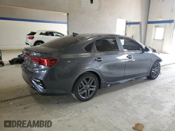 ✅ 2021 Kia Forte GT-Line • VIN: 3KPF34AD1ME391439 • Лот: 59582645. Опубликован ранее на Copart с пробегом 24 988 миль. Бесплатный доступ к архиву аукционных продаж из США и подробный отчёт об истории автомобиля на DreamBid. Изображение 3.