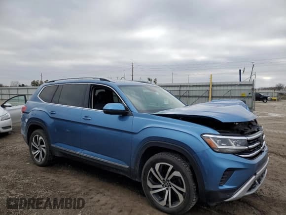 ✅ 2021 Volkswagen Atlas SEL Premium • VIN: 1V2TR2CA8MC535700 • Lot: 80538034. Listed on Copart with 82,093 mi. Free auction sales archive from the USA and detailed vehicle history report at DreamBid. Image 4.