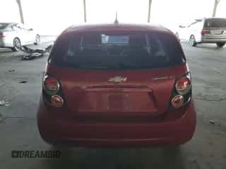 ✅ 2012 Chevrolet Sonic LT • VIN: 1G1JD6SH1C4170016 • Лот: 77184494. Размещён на Copart с пробегом 127 311 миль миль. Получите бесплатный доступ к архиву аукционных продаж из США и посмотрите подробный отчёт об истории автомобиля на DreamBid. Изображение 6.