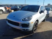 ✅ 2017 Porsche Cayenne • VIN: WP1AA2A2XHKA82752 • Лот: 43705470. Опубликован ранее на IAAI с пробегом 105 345 миль. Бесплатный доступ к архиву аукционных продаж из США и подробный отчёт об истории автомобиля на DreamBid. Изображение 2.