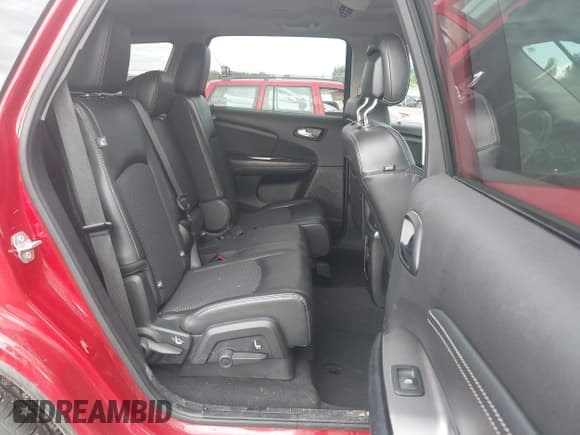 ✅ 2017 Dodge Journey Crossroad Plus • VIN: 3C4PDDGG4HT512923 • Lot: 42992525. Listed on IAAI with 89,756 mi. Free auction sales archive from the USA and detailed vehicle history report at DreamBid. Image 8.