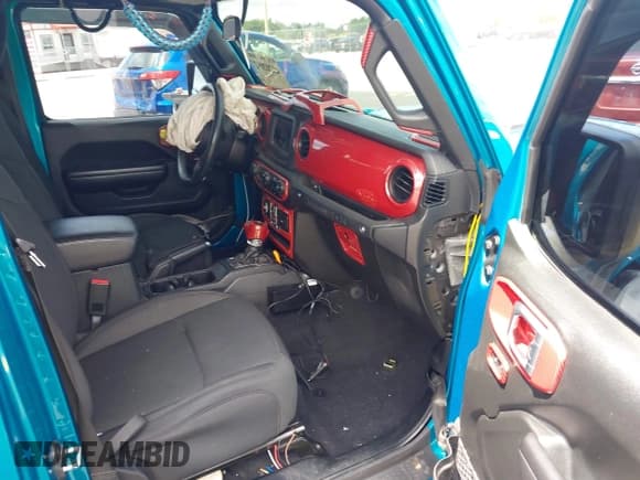 ✅ 2020 Jeep Wrangler Unlimited Sport S • VIN: 1C4HJXDGXLW317222 • Лот: 42202092. Опубликован ранее на IAAI с пробегом 30 854 миль. Бесплатный доступ к архиву аукционных продаж из США и подробный отчёт об истории автомобиля на DreamBid. Изображение 5.