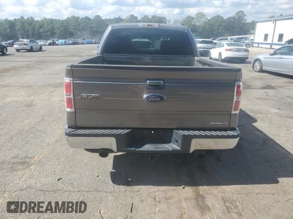 ✅ 2013 Ford F-150 XLT • VIN: 1FTFW1CF5DFD23171 • Лот: 86436435. Опубликован ранее на Copart с пробегом 190 351 миль. Бесплатный доступ к архиву аукционных продаж из США и подробный отчёт об истории автомобиля на DreamBid. Изображение 6.