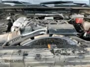 ✅ 2024 GMC Sierra 3500HD Pro • VIN: 1GT49SEY8RF209188 • Lot: 86116294. Wystawiony na Copart z przebiegiem 59 076 mil. Bezpłatny archiwum sprzedaży aukcyjnych z USA i szczegółowy raport historii pojazdu na DreamBid. Zdjęcie 13.