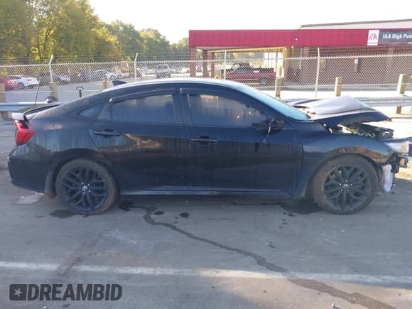 ✅ 2020 Honda Civic Si • VIN: 2HGFC1E57LH701146 • Lot: 43379558. Wystawiony na IAAI z przebiegiem 105 628 mil. Bezpłatny archiwum sprzedaży aukcyjnych z USA i szczegółowy raport historii pojazdu na DreamBid. Zdjęcie 14.