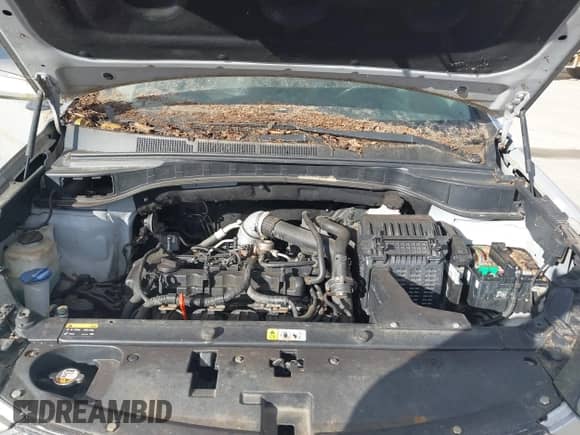 ✅ 2015 Hyundai Santa Fe • VIN: 5XYZUDLA8FG300119 • Lot: 43602595. Wystawiony na IAAI z przebiegiem 112 807 mil. Bezpłatny archiwum sprzedaży aukcyjnych z USA i szczegółowy raport historii pojazdu na DreamBid. Zdjęcie 10.