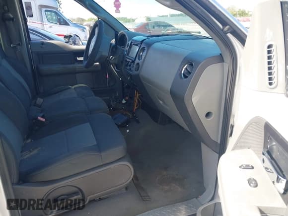 ✅ 2008 Ford F-150 XL • VIN: 1FTRW12W28FB36278 • Lot: 41261436. Listed on IAAI with 226,951 mi. Free auction sales archive from the USA and detailed vehicle history report at DreamBid. Image 5.