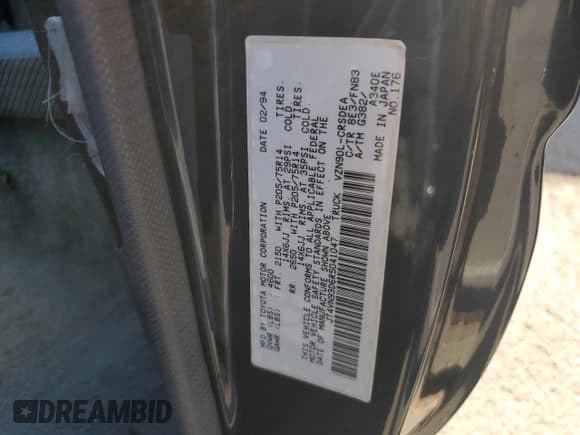 ✅ 1994 Toyota Pickup • VIN: JT4VN93D6R5041047 • Lot: 81757575. Wystawiony na Copart z przebiegiem 81 153 mil. Bezpłatny archiwum sprzedaży aukcyjnych z USA i szczegółowy raport historii pojazdu na DreamBid. Zdjęcie 12.