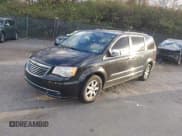 ✅ 2012 Chrysler Town & Country Touring L • VIN: 2C4RC1CG7CR143566 • Лот: 43695204. Опубликован ранее на IAAI с пробегом 231 787 миль. Бесплатный доступ к архиву аукционных продаж из США и подробный отчёт об истории автомобиля на DreamBid. Изображение 2.