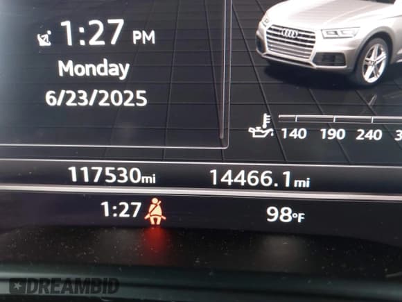 ✅ 2018 Audi Q5 Premium Plus • VIN: WA1BNAFY5J2224846 • Lot: 42549603. Listed on IAAI with 117,530 mi. Free auction sales archive from the USA and detailed vehicle history report at DreamBid. Image 16.