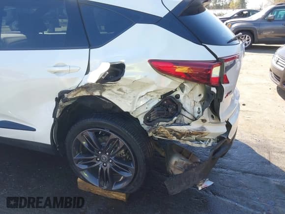 ✅ 2019 Acura RDX w/A-Spec Pkg • VIN: 5J8TC2H6XKL021790 • Lot: 41908947. Listed on IAAI with 71,852 mi. Free auction sales archive from the USA and detailed vehicle history report at DreamBid. Image 6.