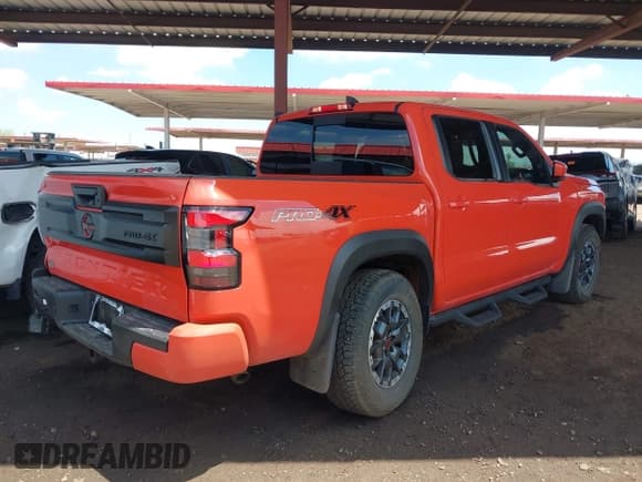 ✅ 2025 Nissan Frontier Pro-4X • VIN: 1N6ED1EK2SN609426 • Лот: 42397424. Опубликован ранее на IAAI с пробегом 675 миль. Бесплатный доступ к архиву аукционных продаж из США и подробный отчёт об истории автомобиля на DreamBid. Изображение 4.