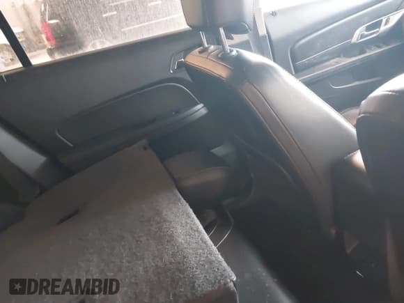 ✅ 2016 GMC Terrain SLE • VIN: 2GKFLTEK1G6126855 • Lot: 43041808. Listed on IAAI with 170,383 mi. Free auction sales archive from the USA and detailed vehicle history report at DreamBid. Image 8.