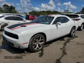 ✅ 2016 Dodge Challenger SXT Plus • VIN: 2C3CDZAG6GH332150 • Lot: 70369325. Wystawiony na Copart z przebiegiem 58 608 mil. Bezpłatny archiwum sprzedaży aukcyjnych z USA i szczegółowy raport historii pojazdu na DreamBid. Zdjęcie 1.