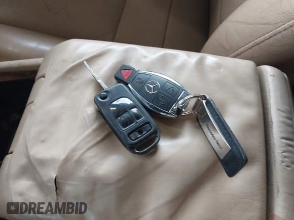 ✅ 2003 Mercedes-Benz M 500 • VIN: 4JGAB75E23A442364 • Лот: 41958964. Опубликован ранее на IAAI с пробегом 221 174 миль. Бесплатный доступ к архиву аукционных продаж из США и подробный отчёт об истории автомобиля на DreamBid. Изображение 11.
