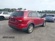 ✅ 2015 Kia Sorento LX • VIN: 5XYKT4A60FG559318 • Лот: 43827737. Опубликован ранее на IAAI с пробегом 113 801 миль. Бесплатный доступ к архиву аукционных продаж из США и подробный отчёт об истории автомобиля на DreamBid. Изображение 4.