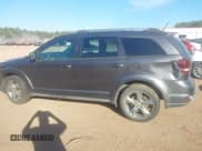 ✅ 2017 Dodge Journey Crossroad Plus • VIN: 3C4PDCGB5HT613144 • Лот: 43670195. Опубликован ранее на IAAI с пробегом 130 009 миль. Бесплатный доступ к архиву аукционных продаж из США и подробный отчёт об истории автомобиля на DreamBid. Изображение 14.