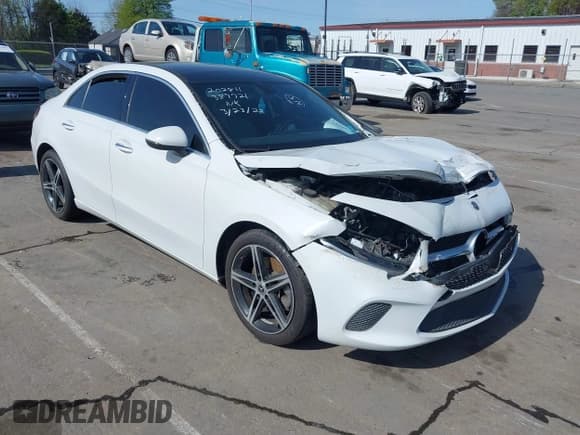 ✅ 2020 Mercedes-Benz A 220 • VIN: W1K3G4EB6LJ202811 • Lot: 41921798. Wystawiony na IAAI z przebiegiem 87 153 mil. Bezpłatny archiwum sprzedaży aukcyjnych z USA i szczegółowy raport historii pojazdu na DreamBid. Zdjęcie 1.