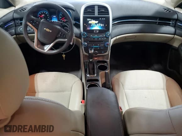 ✅ 2014 Chevrolet Malibu LT • VIN: 1G11C5SL9EF192631 • Lot: 87099985. Listed on Copart with 143,459 mi. Free auction sales archive from the USA and detailed vehicle history report at DreamBid. Image 8.