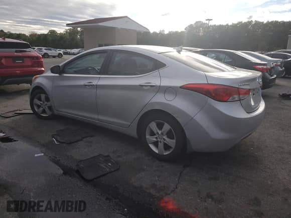 2012 Hyundai Elantra Limited с VIN KMHDH4AE4CU295818, выставлен на аукционе Copart как лот 85600575 с пробегом 162 183 миль миль и Списание • Salvage title. История ставок и продаж доступна на DreamBid. Изображение 2.