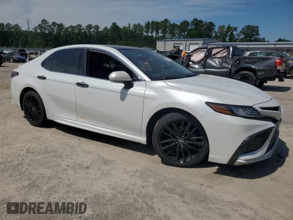 2021 Toyota Camry XSE with VIN 4T1K61AK7MU577289, listed as a Copart auction lot 70579775 with 49,345 mi miles and Salvage title. Bid and sale history available at DreamBid. Image 4.