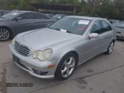 ✅ 2005 Mercedes-Benz C 230 Kompressor • VIN: WDBRF40J35F578750 • Lot: 43486110. Wystawiony na IAAI z przebiegiem 156 775 mil. Bezpłatny archiwum sprzedaży aukcyjnych z USA i szczegółowy raport historii pojazdu na DreamBid. Zdjęcie 2.