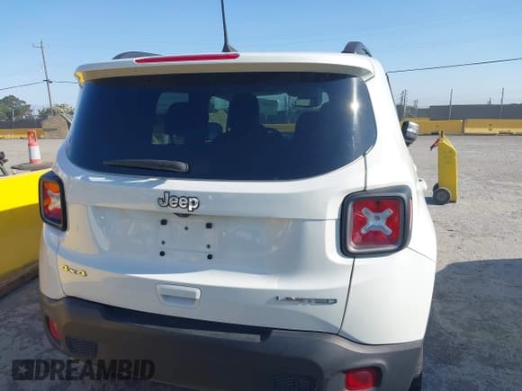 ✅ 2020 Jeep Renegade Limited • VIN: ZACNJBD14LPL93837 • Лот: 42432713. Опубликован ранее на IAAI с пробегом 60 650 миль. Бесплатный доступ к архиву аукционных продаж из США и подробный отчёт об истории автомобиля на DreamBid. Изображение 16.