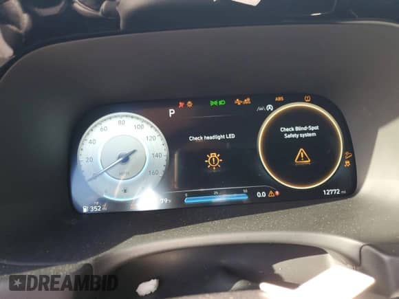 2024 Hyundai Palisade SEL с VIN KM8R4DGE2RU711950, выставлен на аукционе Copart как лот 77427754 с пробегом 12 772 миль миль и Списание • Salvage title. История ставок и продаж доступна на DreamBid. Изображение 9.