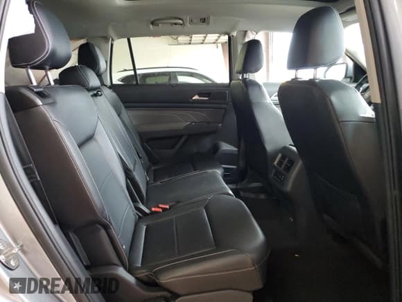 ✅ 2021 Volkswagen Atlas SE • VIN: 1V2RR2CA5MC611402 • Lot: 92200625. Listed on Copart with 37,808 mi. Free auction sales archive from the USA and detailed vehicle history report at DreamBid. Image 11.