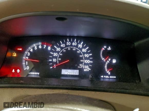 ✅ 2006 Toyota Corolla CE • VIN: JTDBR32E960076365 • Lot: 95781835. Listed on Copart with 299,999 mi. Free auction sales archive from the USA and detailed vehicle history report at DreamBid. Image 9.