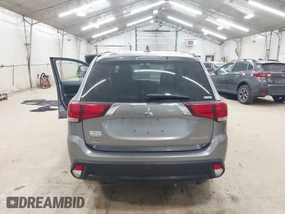 2018 Mitsubishi Outlander ES с VIN JA4AZ3A34JZ031151, выставлен на аукционе IAAI как лот 43230476 с пробегом 111 125 миль миль и . История ставок и продаж доступна на DreamBid. Изображение 16.