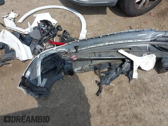 ✅ 2022 Audi Q3 S line Premium Plus • VIN: WA1EECF31N1033739 • Lot: 42109196. Listed on IAAI with 38,962 mi. Free auction sales archive from the USA and detailed vehicle history report at DreamBid. Image 11.