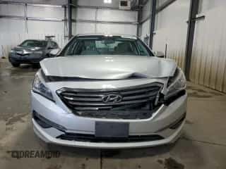 2015 Hyundai Sonata Eco z VIN 5NPE24AA6FH114482, wystawiony jako Copart lot #85942195 z przebiegiem 108 487 mil mil oraz Szkoda całkowita • Salvage title. Historia ofert i sprzedaży dostępna na DreamBid. Obrazek 5.
