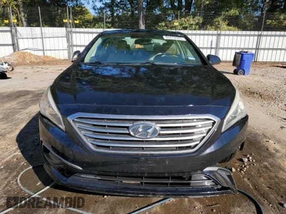 ✅ 2017 Hyundai Sonata 2.4L • VIN: 5NPE24AF2HH504963 • Lot: 86279385. Wystawiony na Copart z przebiegiem 214 342 mil. Bezpłatny archiwum sprzedaży aukcyjnych z USA i szczegółowy raport historii pojazdu na DreamBid. Zdjęcie 5.