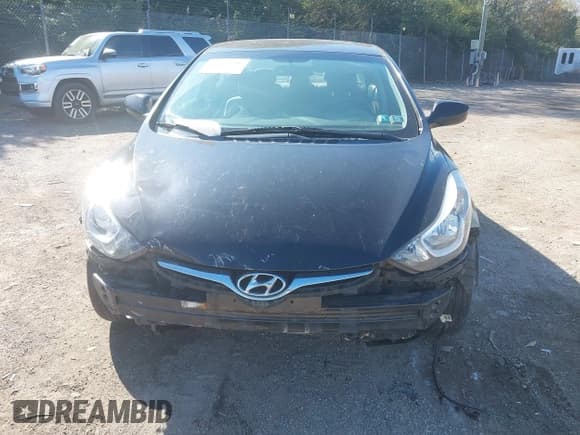 ✅ 2016 Hyundai Elantra SE • VIN: 5NPDH4AE0GH696772 • Lot: 43525356. Listed on IAAI with 70,577 mi. Free auction sales archive from the USA and detailed vehicle history report at DreamBid. Image 13.