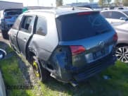 ✅ 2017 Volkswagen Golf S • VIN: 3VWH17AU6HM522728 • Lot: 43641462. Listed on IAAI with 92,397 mi. Free auction sales archive from the USA and detailed vehicle history report at DreamBid. Image 3.