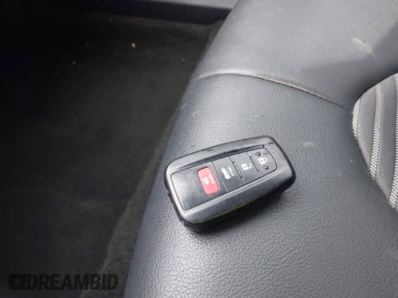 2020 Toyota Camry Hybrid SE с VIN 4T1G31AK2LU542169, выставлен на аукционе IAAI как лот 43288779 с пробегом 156 045 миль миль и . История ставок и продаж доступна на DreamBid. Изображение 11.