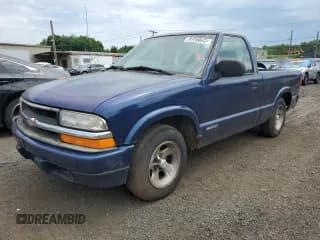 ✅ 2000 Chevrolet S-10 • VIN: 1GCCS1443YK149965 • Лот: 63531754. Опубликован ранее на Copart с пробегом 318 459 миль. Бесплатный доступ к архиву аукционных продаж из США и подробный отчёт об истории автомобиля на DreamBid. Изображение 1.