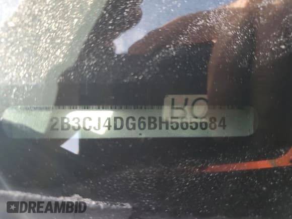 ✅ 2011 Dodge Challenger • VIN: 2B3CJ4DG6BH565684 • Lot: 90505685. Wystawiony na Copart z przebiegiem 146 998 mil. Bezpłatny archiwum sprzedaży aukcyjnych z USA i szczegółowy raport historii pojazdu na DreamBid. Zdjęcie 12.