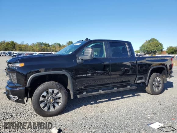 ✅ 2025 Chevrolet Silverado 2500HD Custom • VIN: 2GC4KME71S1177382 • Лот: 85828315. Опубликован ранее на Copart с пробегом 19 754 миль. Бесплатный доступ к архиву аукционных продаж из США и подробный отчёт об истории автомобиля на DreamBid. Изображение 1.