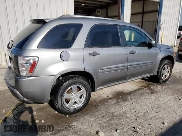 ✅ 2005 Chevrolet Equinox LS • VIN: 2CNDL13F556148640 • Лот: 53395665. Опубликован ранее на Copart с пробегом 127 592 миль. Бесплатный доступ к архиву аукционных продаж из США и подробный отчёт об истории автомобиля на DreamBid. Изображение 3.