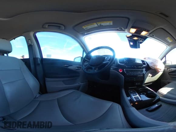 ✅ 2019 Honda Pilot Touring 8-Passenger • VIN: 5FNYF5H91KB011966 • Lot: 43513717. Listed on IAAI with 123,018 mi. Free auction sales archive from the USA and detailed vehicle history report at DreamBid. Image 18.