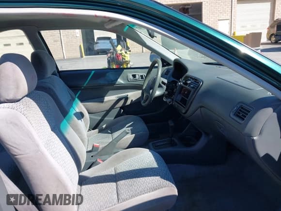 ✅ 2000 Honda Civic DX • VIN: 1HGEJ6225YL087720 • Лот: 43502887. Опубликован ранее на IAAI с пробегом 170 176 миль. Бесплатный доступ к архиву аукционных продаж из США и подробный отчёт об истории автомобиля на DreamBid. Изображение 5.