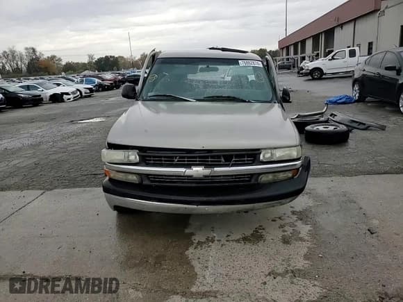 ✅ 1999 Chevrolet Silverado 1500 • VIN: 1GCEC14W6XZ189115 • Лот: 76862874. Опубликован ранее на Copart с пробегом 171 072 миль. Бесплатный доступ к архиву аукционных продаж из США и подробный отчёт об истории автомобиля на DreamBid. Изображение 11.