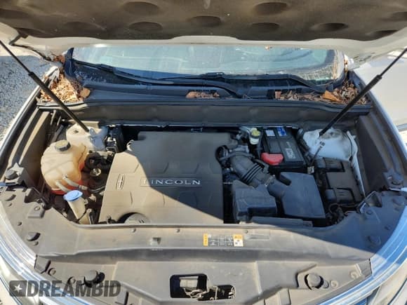 ✅ 2016 Lincoln MKX Reserve • VIN: 2LMTJ6LR7GBL88747 • Лот: 85945905. Опубликован ранее на Copart с пробегом 83 926 миль. Бесплатный доступ к архиву аукционных продаж из США и подробный отчёт об истории автомобиля на DreamBid. Изображение 12.