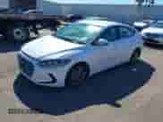 ✅ 2018 Hyundai Elantra SEL • VIN: 5NPD84LF0JH224651 • Lot: 43425594. Wystawiony na IAAI z przebiegiem 58 835 mil mil. Skorzystaj z bezpłatnego archiwum sprzedaży aukcyjnych z USA i zobacz szczegółowy raport historii pojazdu na DreamBid. Zdjęcie 2.