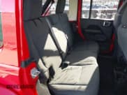 ✅ 2025 Jeep Wrangler Sahara • VIN: 1C4PJXEN5SW568740 • Lot: 43606846. Wystawiony na IAAI z przebiegiem 11 039 mil. Bezpłatny archiwum sprzedaży aukcyjnych z USA i szczegółowy raport historii pojazdu na DreamBid. Zdjęcie 8.